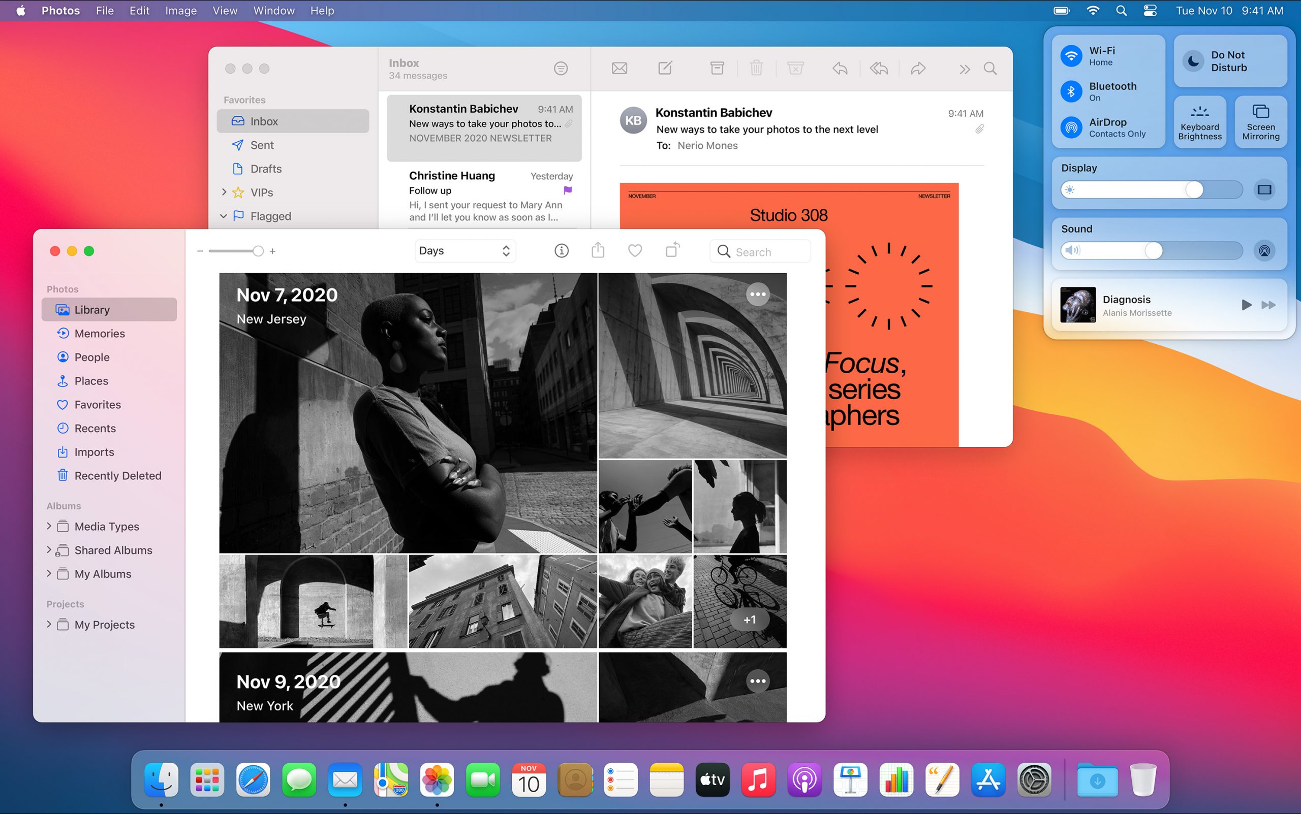 macOS Big Sur - Photos.app in the foregroup, Mail.app in the background